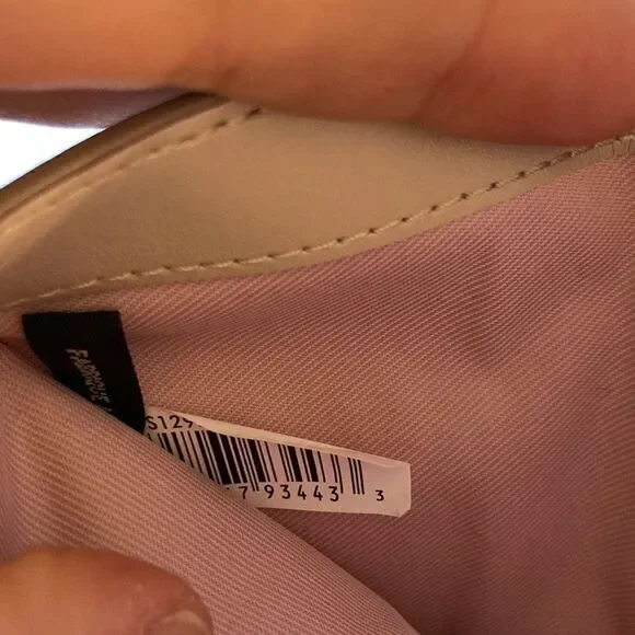 Marc Jacobs Mini Wallet  - Picture 7 of 7